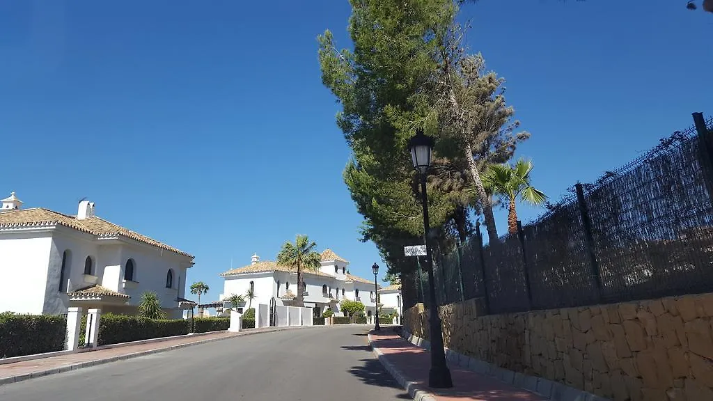 Apartment Duquesa Suites Golf Y Garden San Luis de Sabinillas